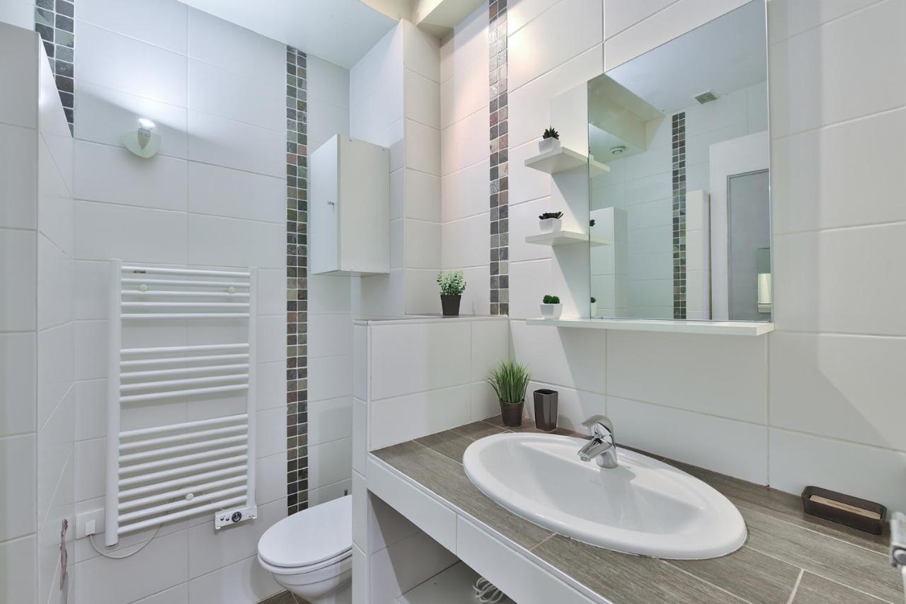 Appartement Le Spacieux Bressan - Hyper-Centre Bourg-en-Bresse Eksteriør billede